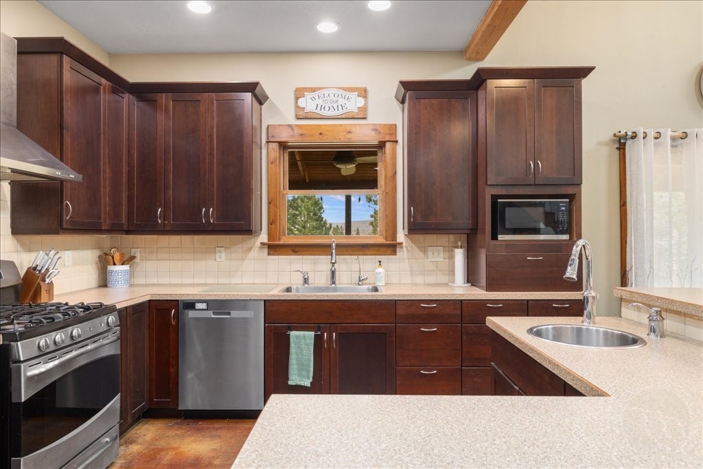 564A Countryman Creek Rd