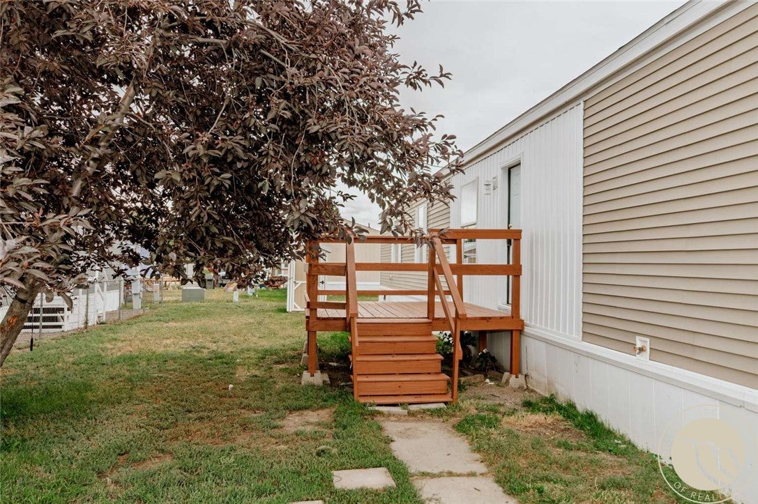 2224 Us Highway 87 E 163