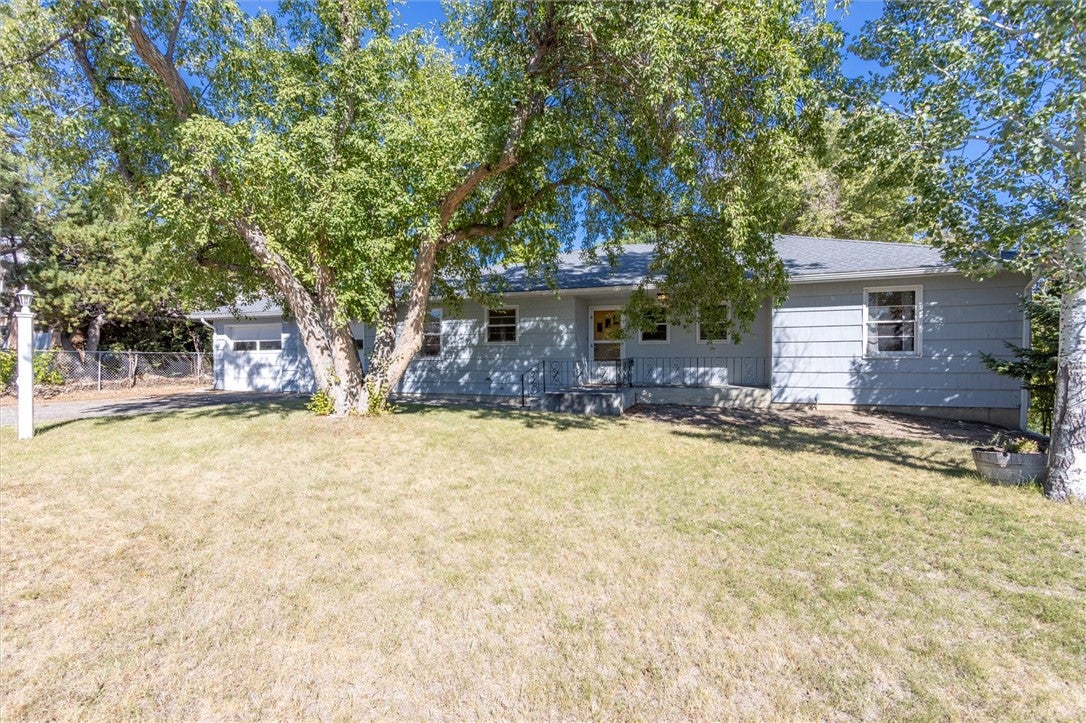 2721 Woody Drive