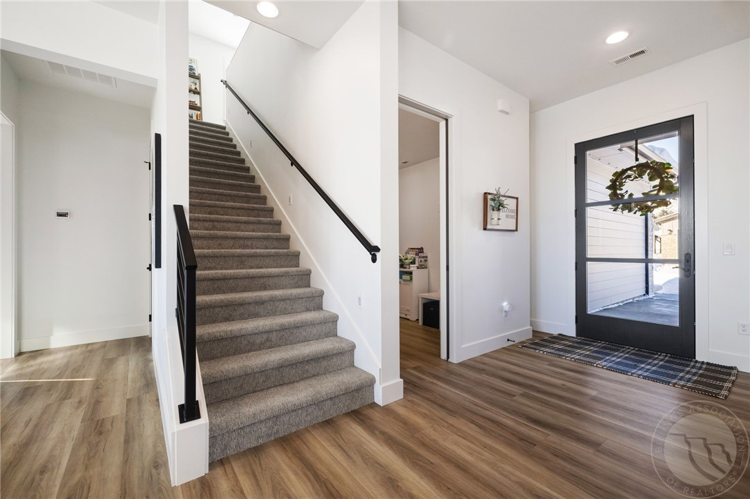 4706 Sky Vista Court