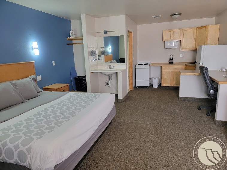 716 E Montana Avenue