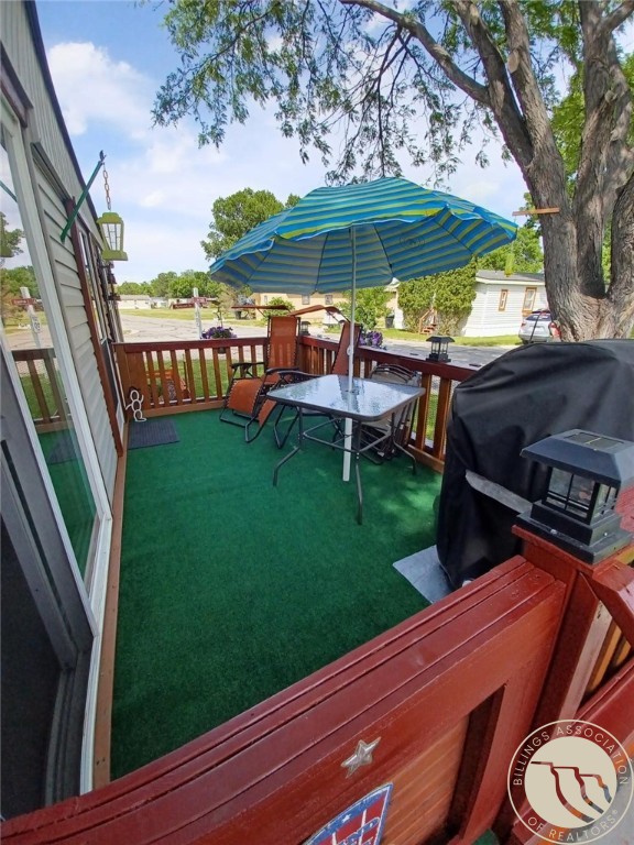 44 Red Rock Dr