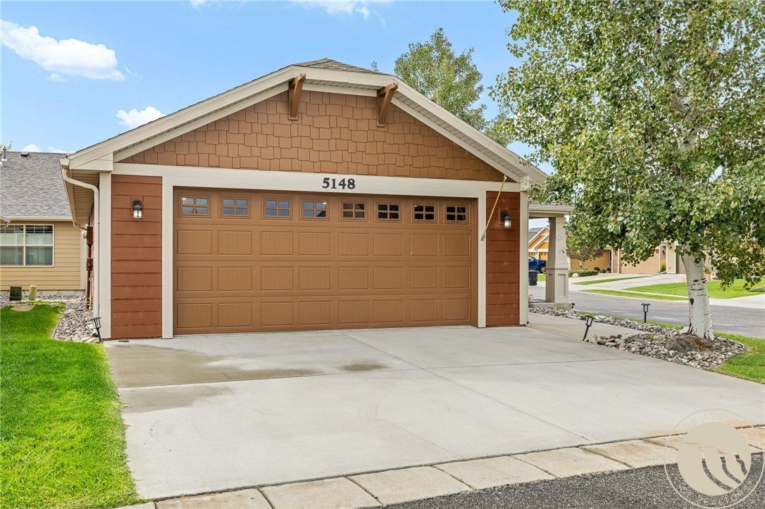 5148 Castle Mountain Trail