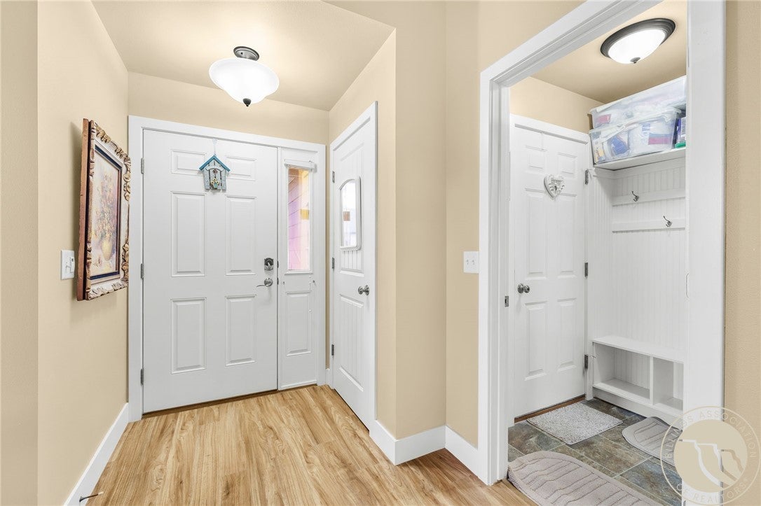 5148 Castle Mountain Trail