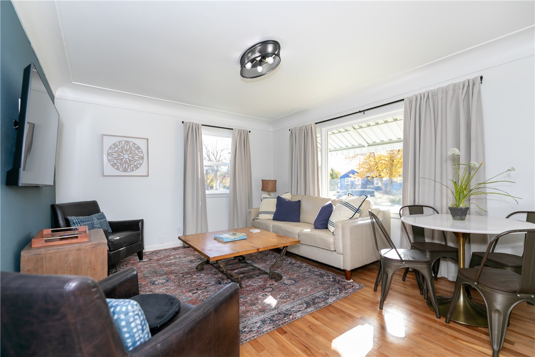 1723 Alderson Avenue