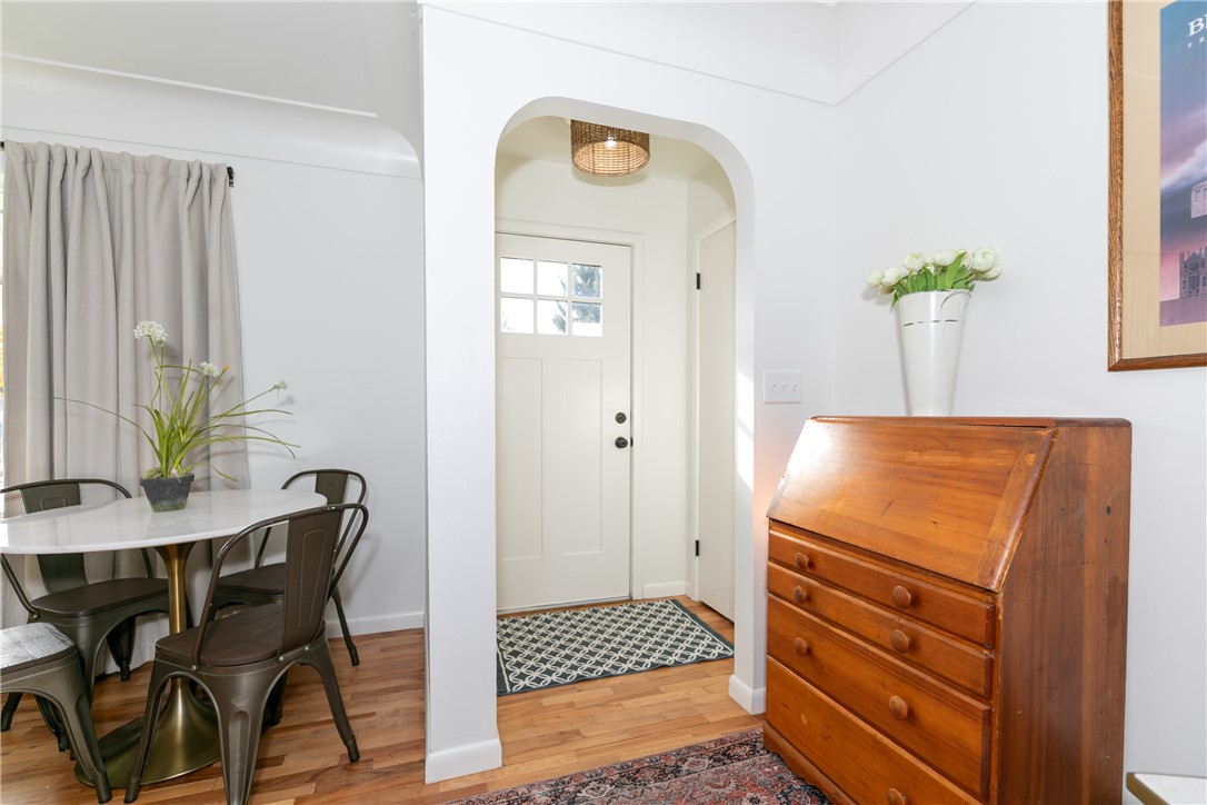 1723 Alderson Avenue