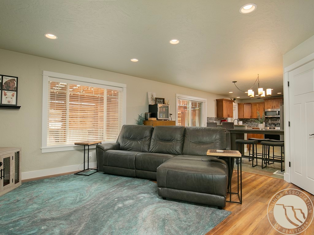 3079 Hunters Ridge Loop