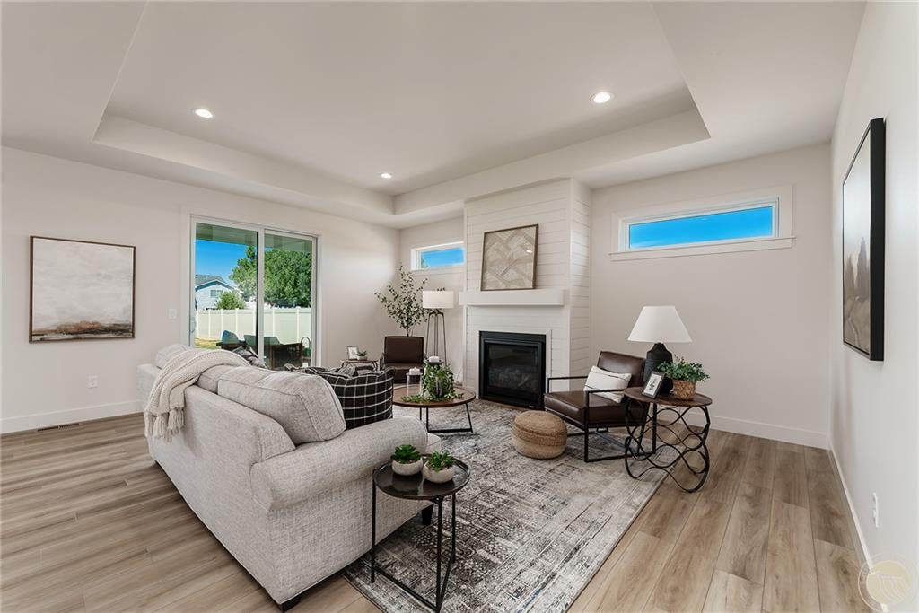 2641 Strapper Ln
