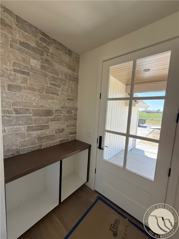 47 Black Canyon Court