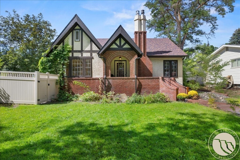 2328 Elm Street