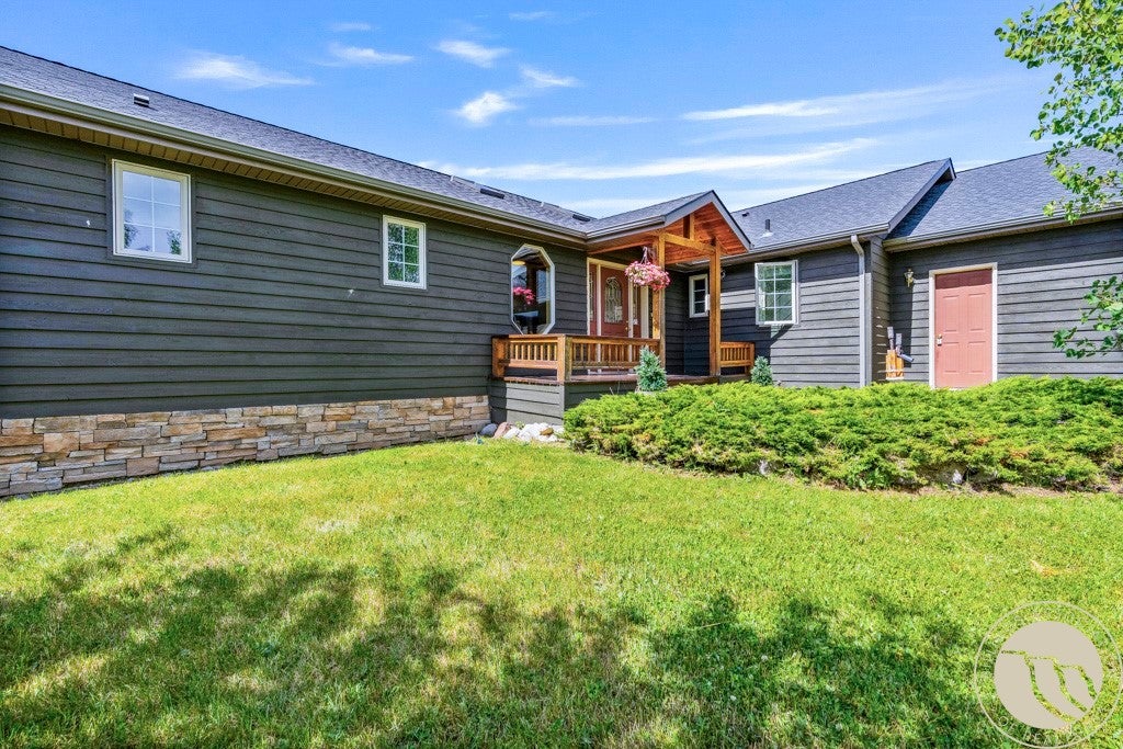 27 Beavertail Road
