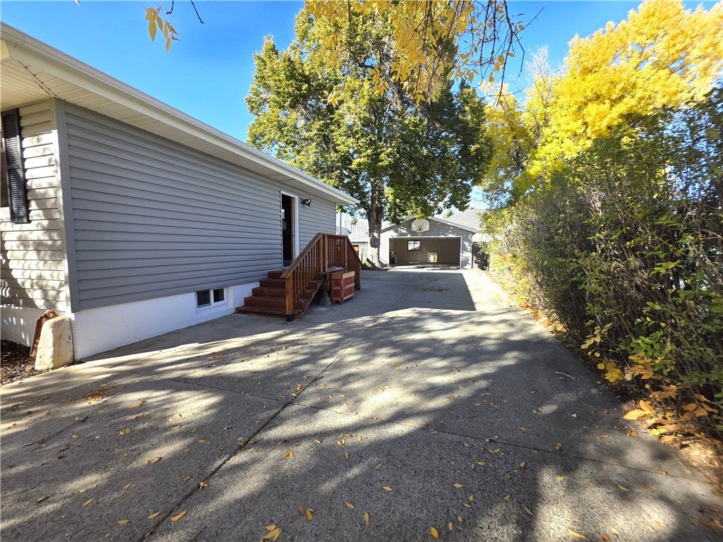 2903 Oakland