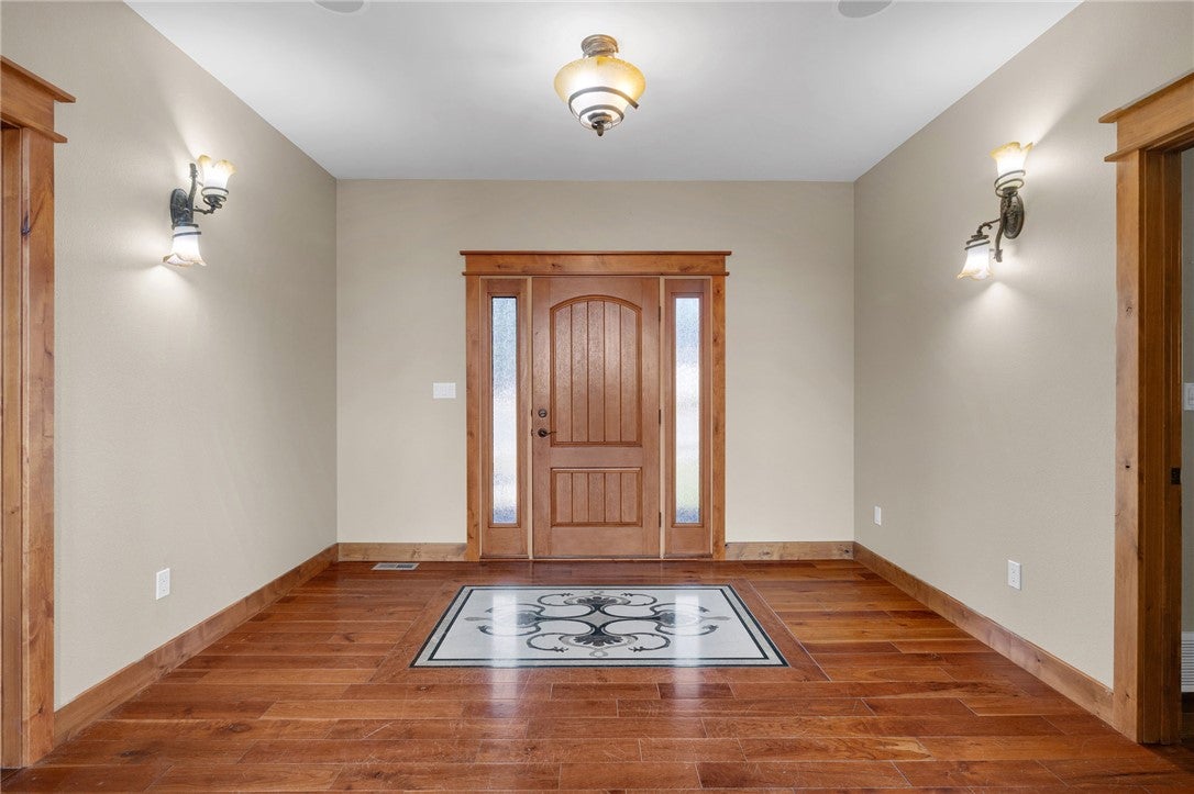4235 Iron Horse Trail