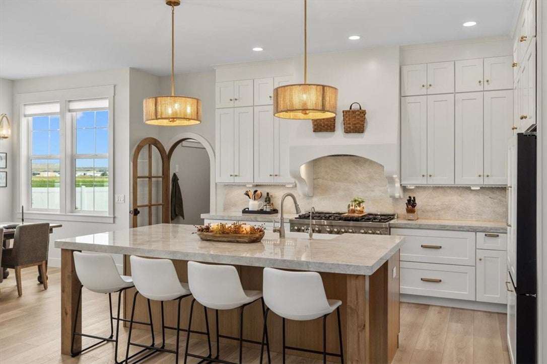 1110 Radiant Court