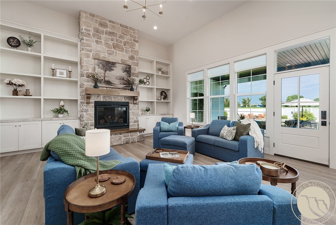1110 Radiant Court