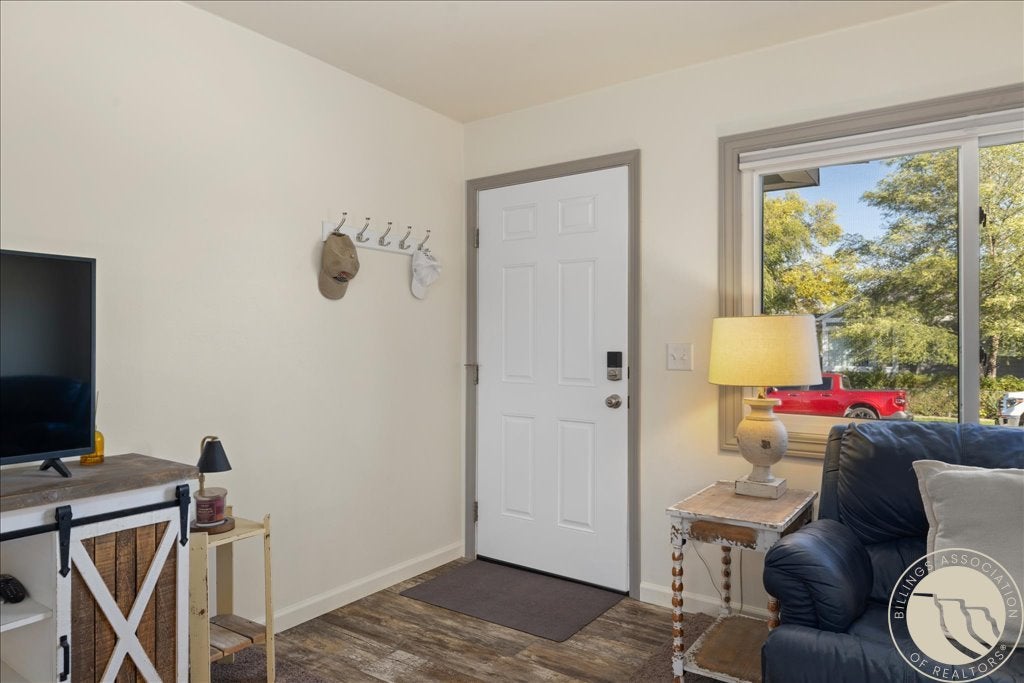 1420 7th Street W