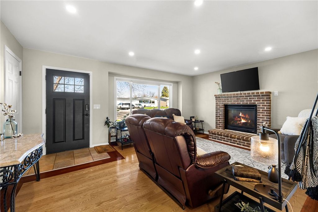 Photo of 419 Mervin Street, Billings, MT 59102 (MLS # 358781)