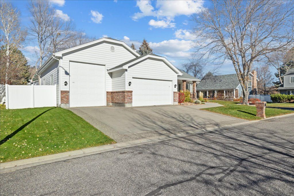 Photo of 13 Stanford Court, Billings, MT 59102 (MLS # 357020)