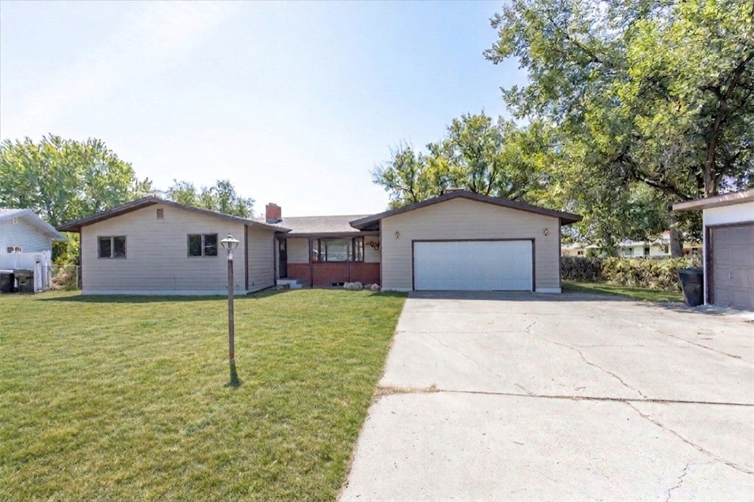 1621 Augsburg Drive