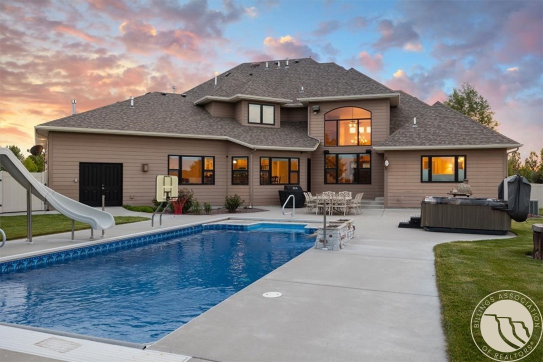5217 Blue Heron Dr.