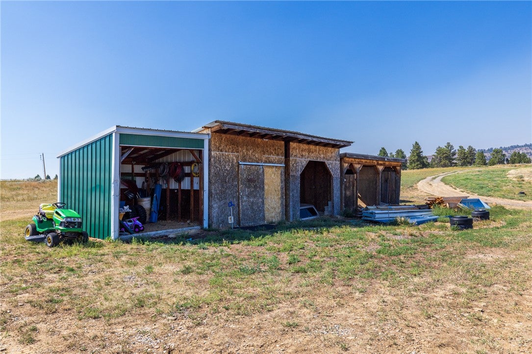 5815 Chief Buffalo Horn Trail
