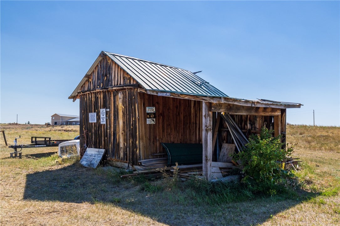 5815 Chief Buffalo Horn Trail