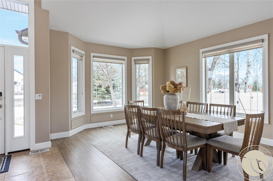 4816 Dovetail Avenue