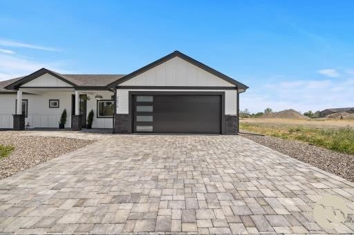 2676 Strapper Lane