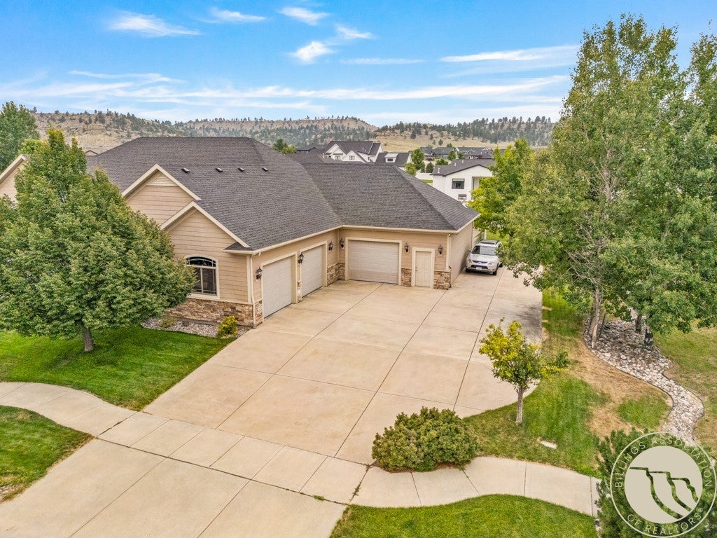 6271 Ironwood Drive