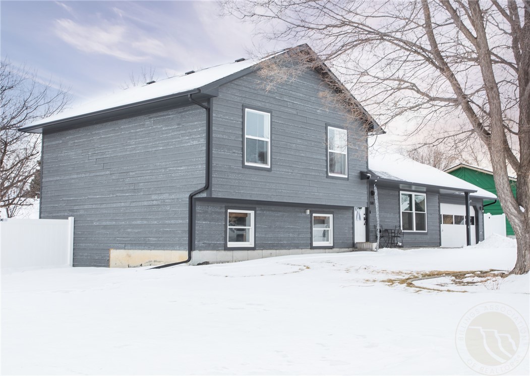 Billings, Montana 59105, United States, 4 Bedrooms Bedrooms, ,2 BathroomsBathrooms,Residential,Contingent,18377