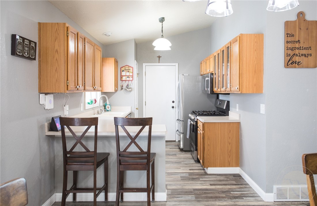 Billings, Montana 59105, United States, 4 Bedrooms Bedrooms, ,2 BathroomsBathrooms,Residential,Contingent,18377