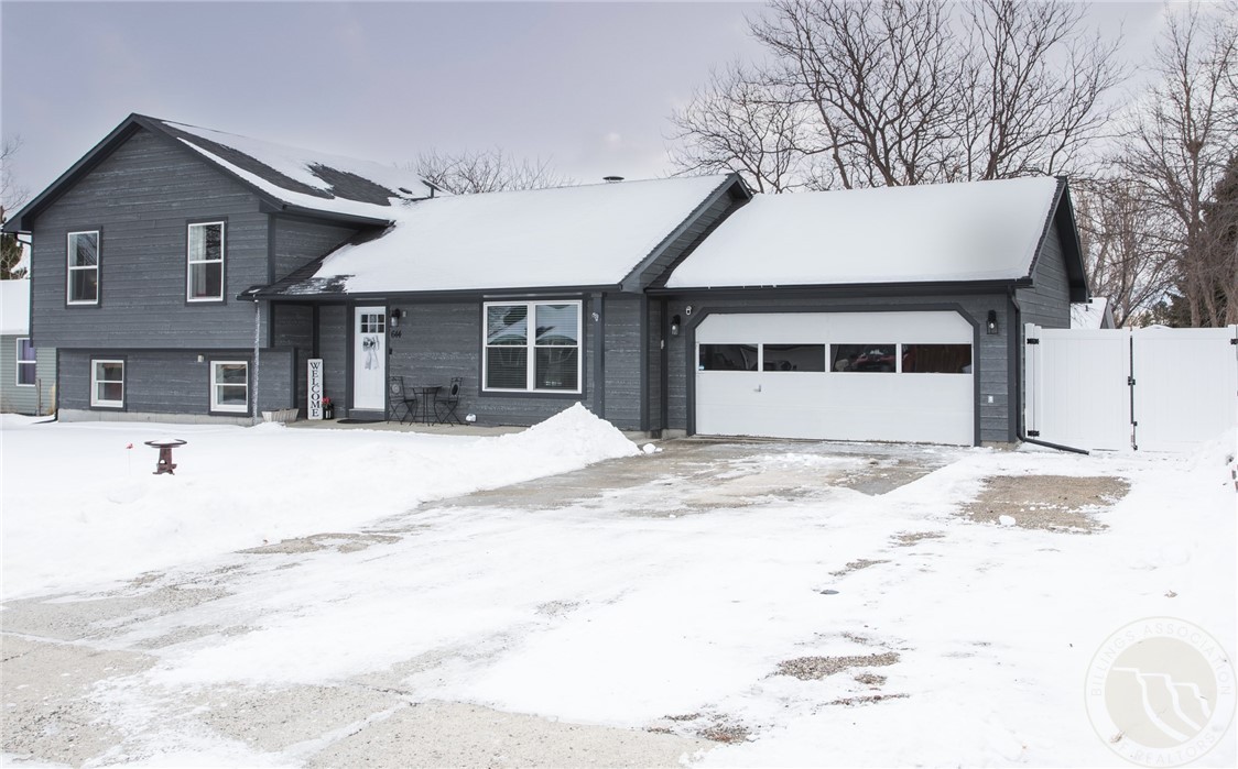 Billings, Montana 59105, United States, 4 Bedrooms Bedrooms, ,2 BathroomsBathrooms,Residential,Contingent,18377 Billings, Montana 59105, United States, 4 Bedrooms Bedrooms, ,2 BathroomsBathrooms,Residential,Contingent,18377