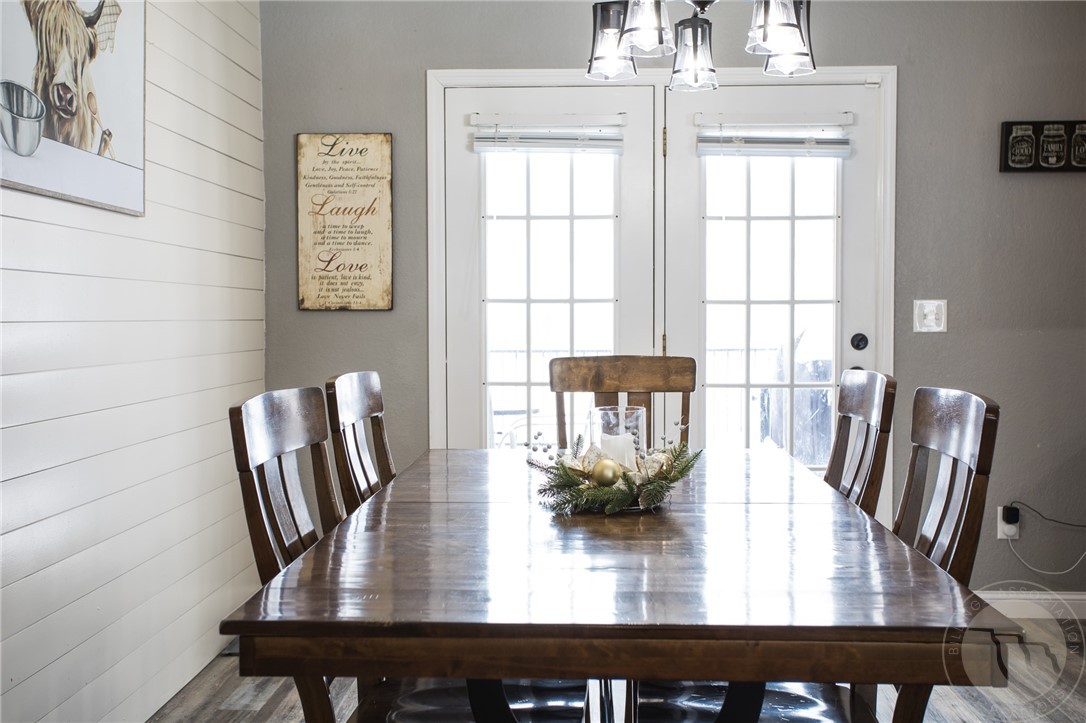 Billings, Montana 59105, United States, 4 Bedrooms Bedrooms, ,2 BathroomsBathrooms,Residential,Contingent,18377