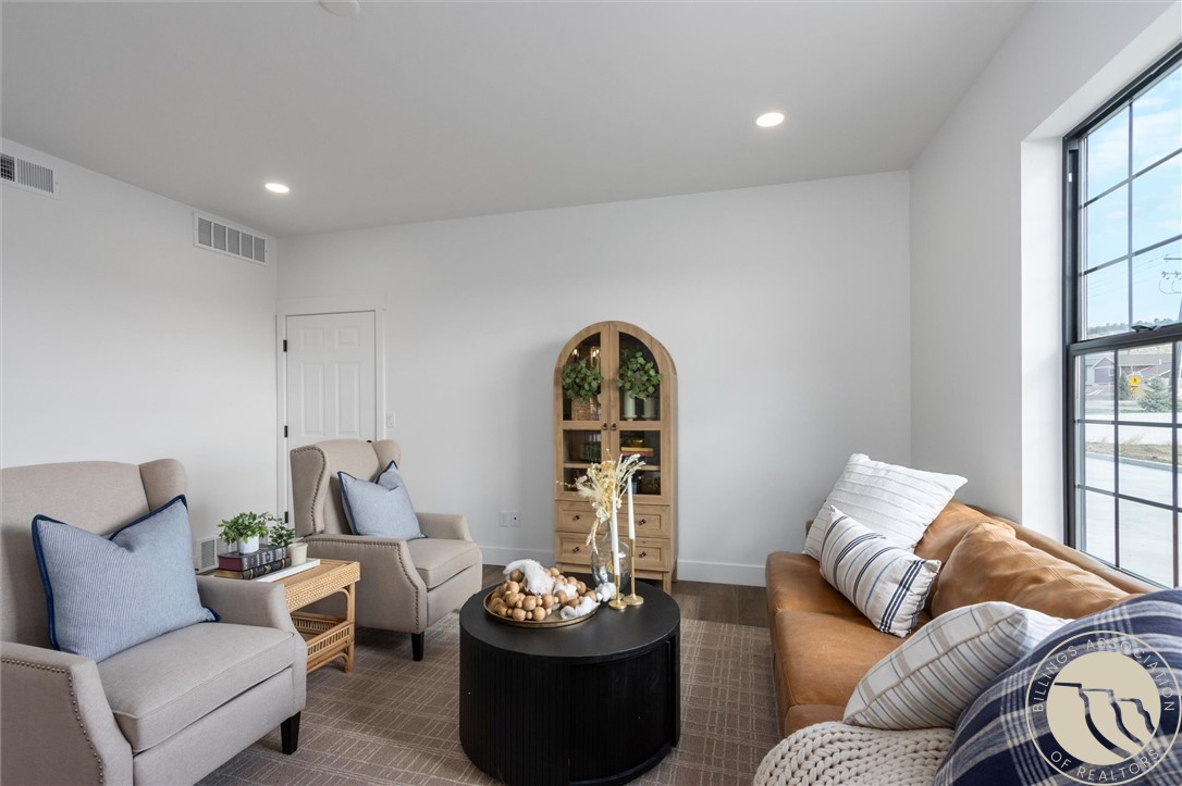 5409 Apple Rose, Unit 1 Lane