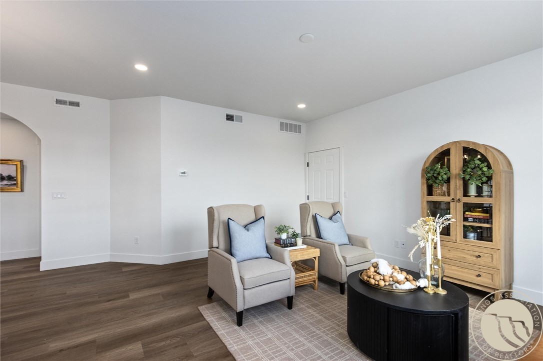 5409 Apple Rose, Unit 1 Lane