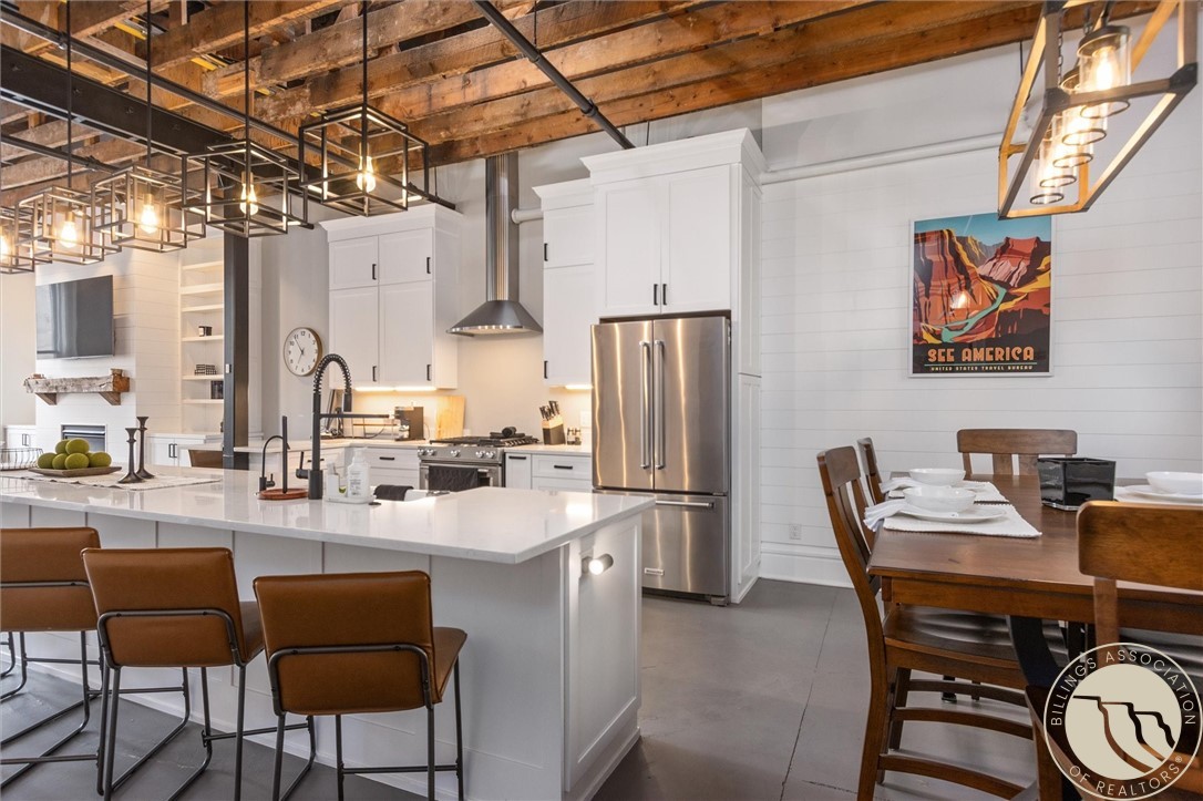104 N Broadway 405