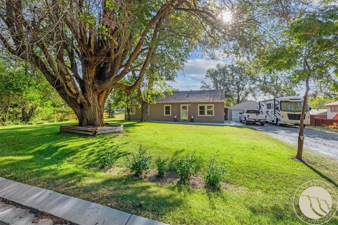2707 Silver Boulevard