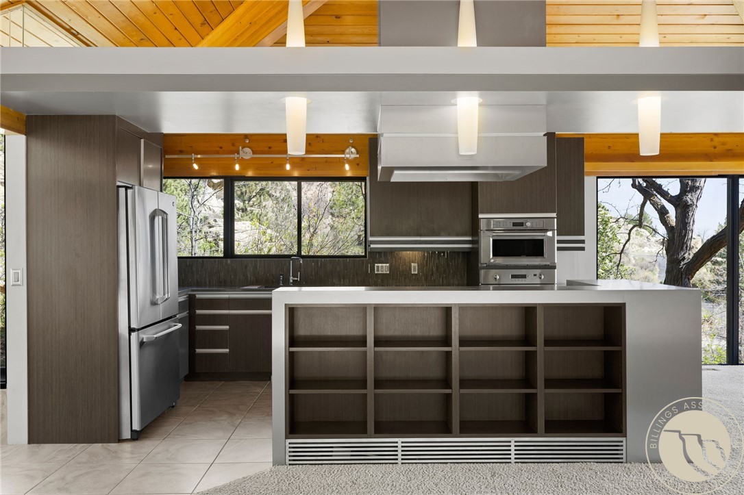 3332 Rockwood Circle