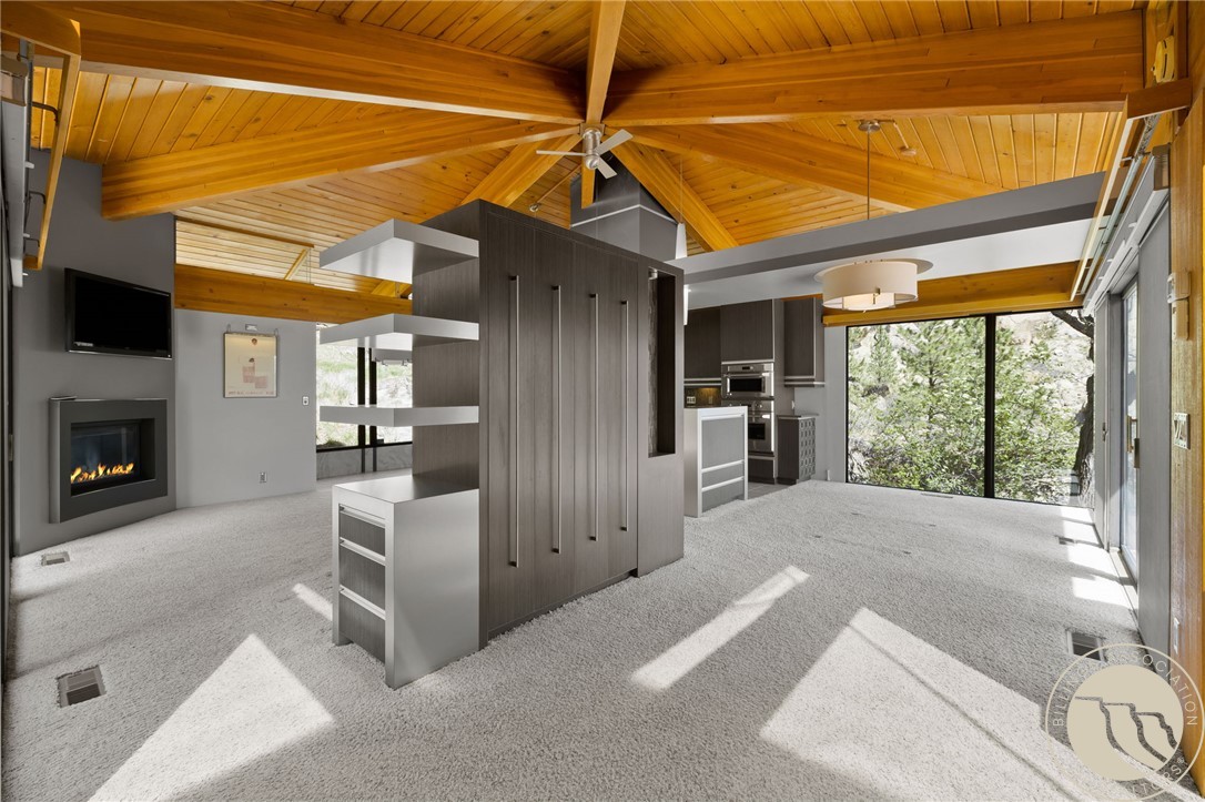 3332 Rockwood Circle