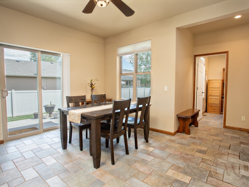 4231 Julaura Ln