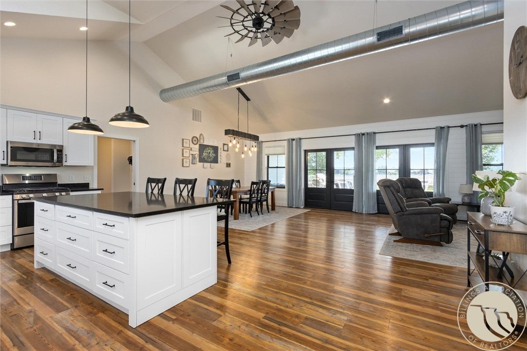 1130 Cobalt Court