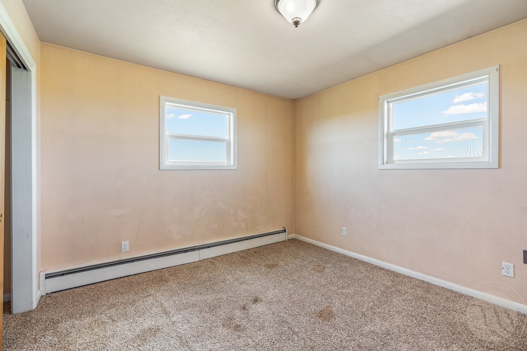 Hardin, Montana 59034, United States, 4 Bedrooms Bedrooms, ,2 BathroomsBathrooms,Residential,Active,142692