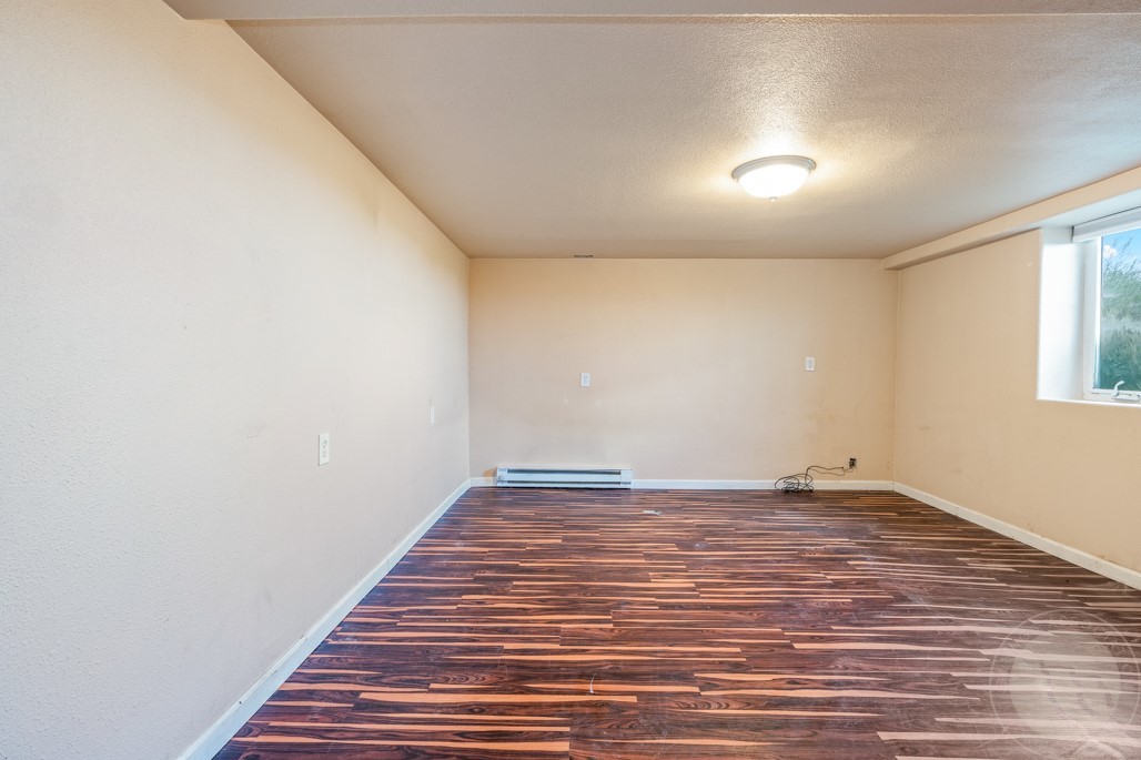 Hardin, Montana 59034, United States, 4 Bedrooms Bedrooms, ,2 BathroomsBathrooms,Residential,Active,142692