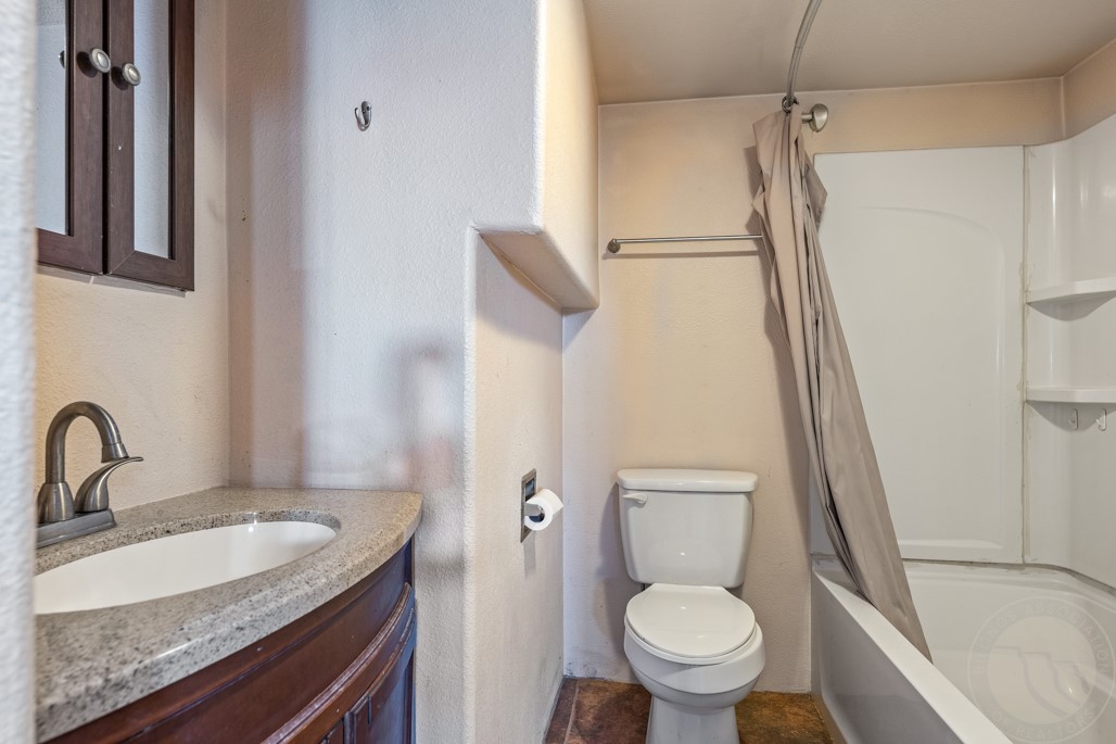 Hardin, Montana 59034, United States, 4 Bedrooms Bedrooms, ,2 BathroomsBathrooms,Residential,Active,142692