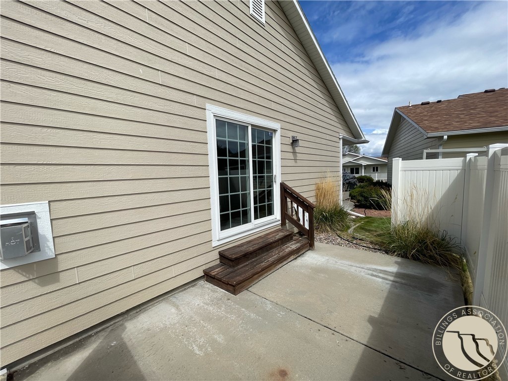 1536 Golden Boulevard