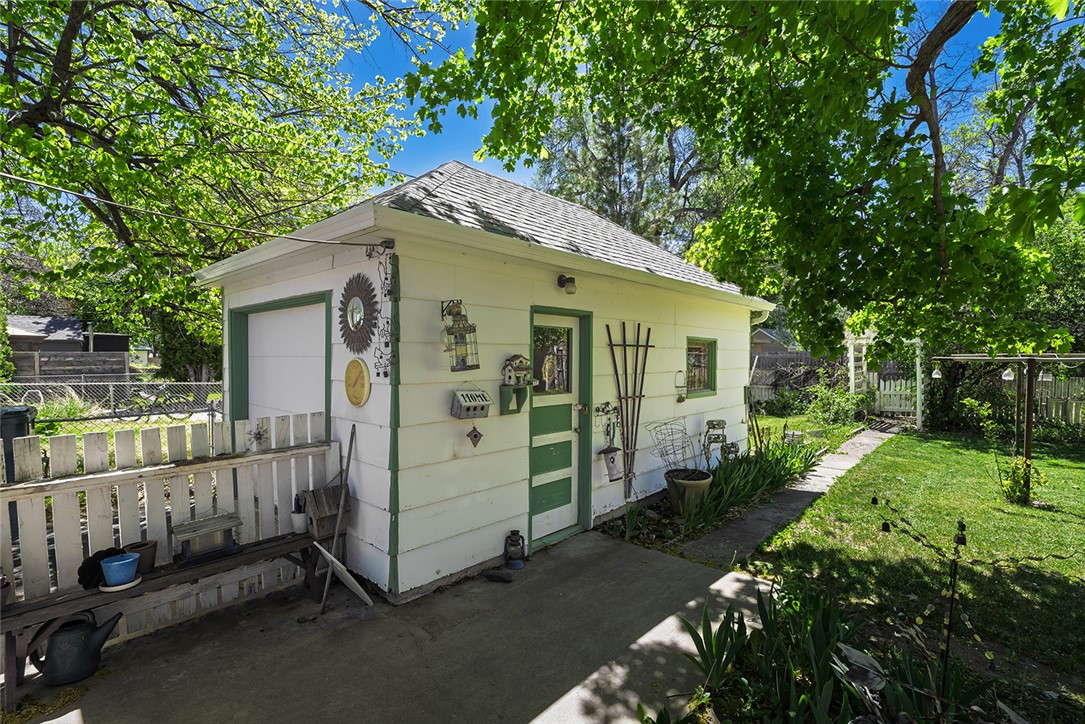 728 Clark Avenue