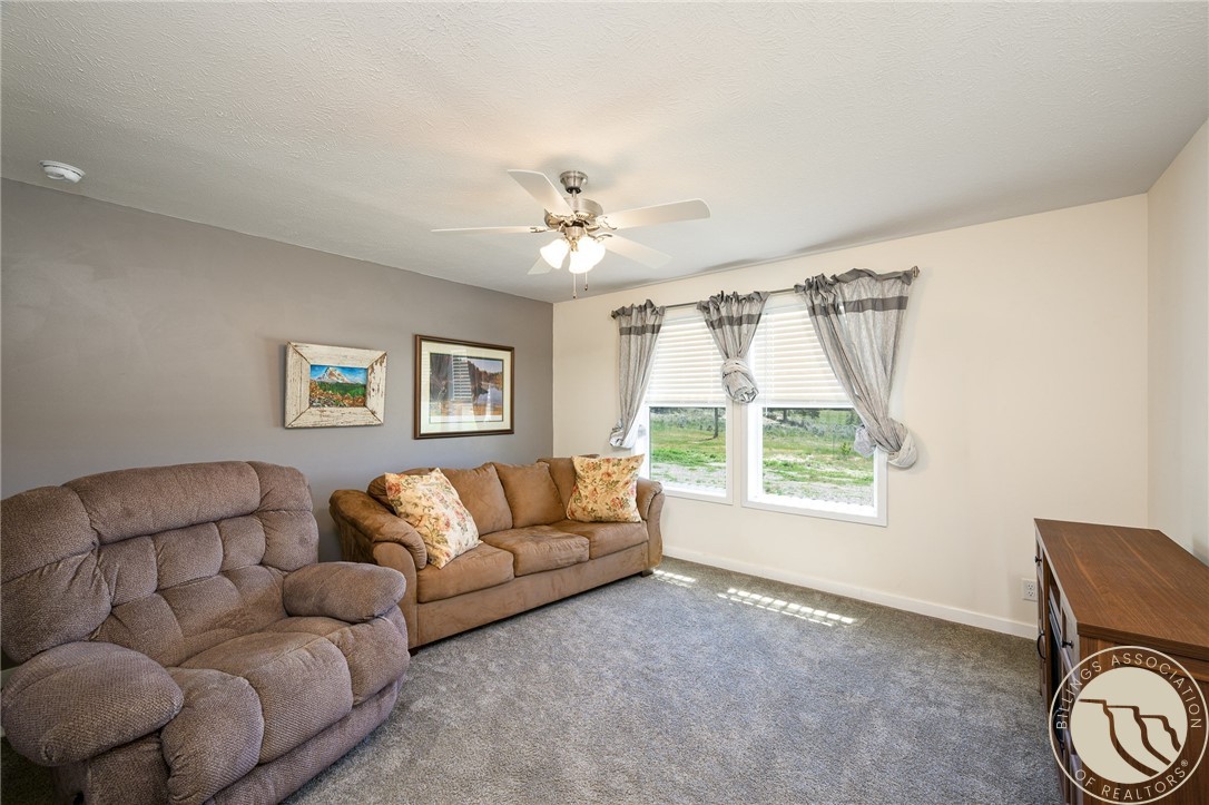4 N Moonlight Drive