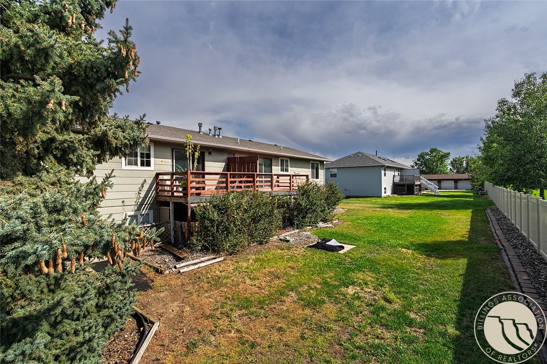 2032 Clubhouse Way