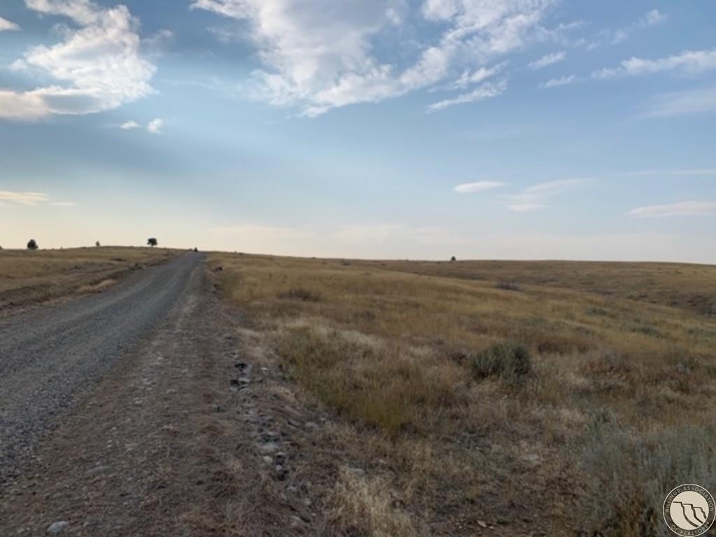 27 Kestrel Trail