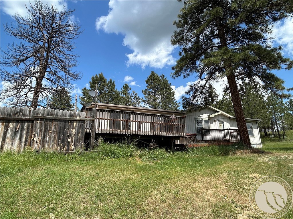 220 Johnnys Coal Rd